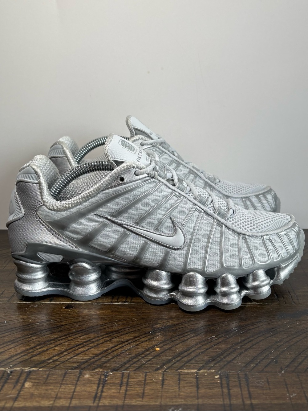 Nike Shox TL "Pure Platinum/Chrome" sneakers Women Size 7